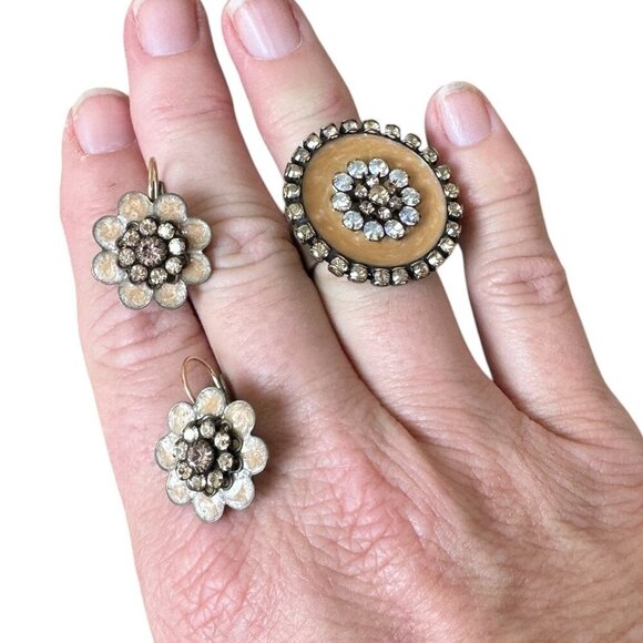 Vintage Earrings & Ring Set Pink Blush Stone Crystal & Enamel Size 7 - Picture 1 of 11